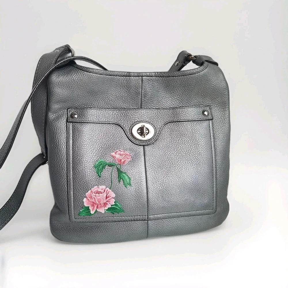 Upcrafted Coach Slim Crossbody Hand Painted Bag Purse Rose Silver Leather F16533 - Picture 1 of 11